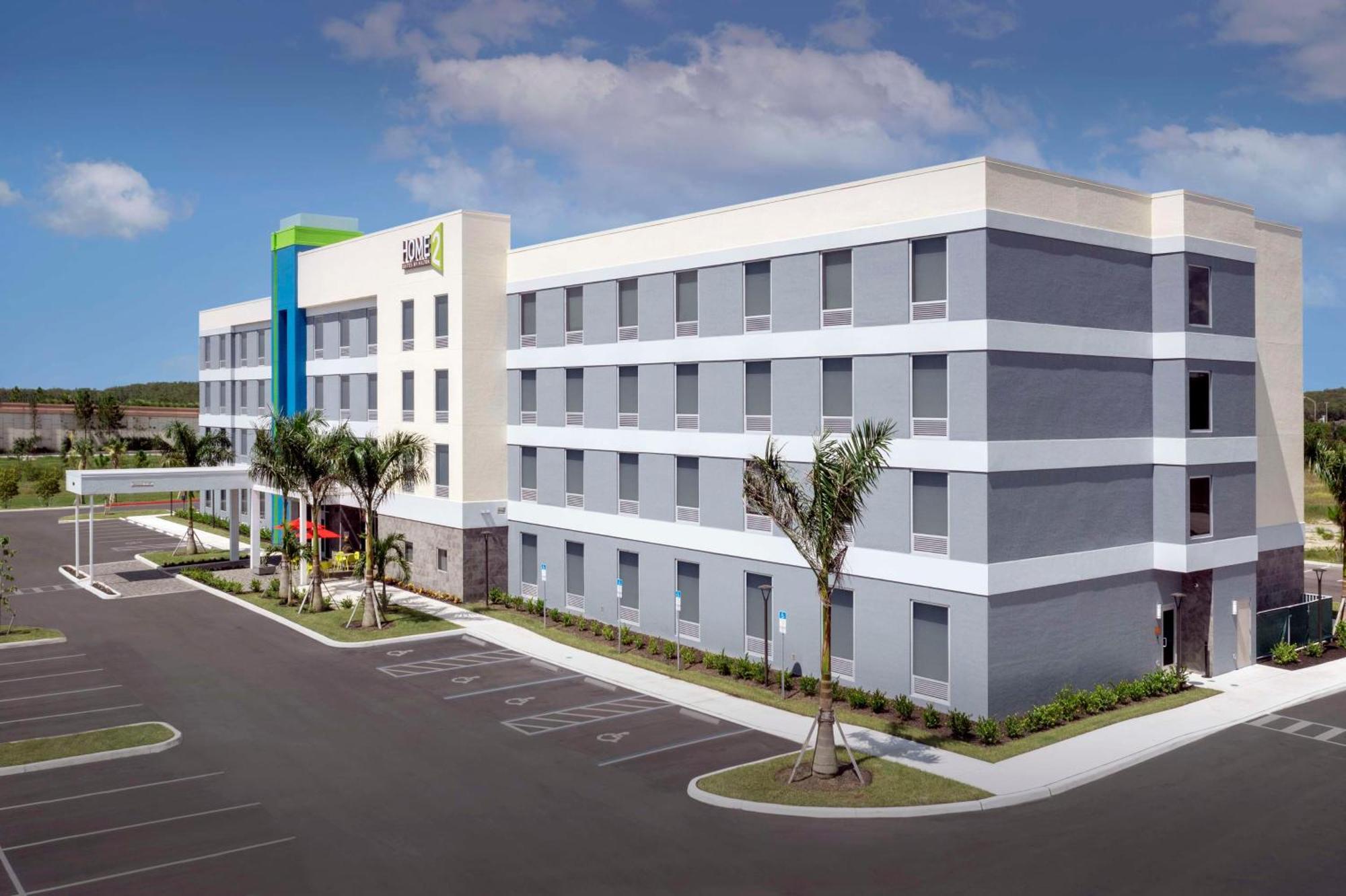 Home2 Suites By Hilton Fort Myers Airport Eksteriør billede